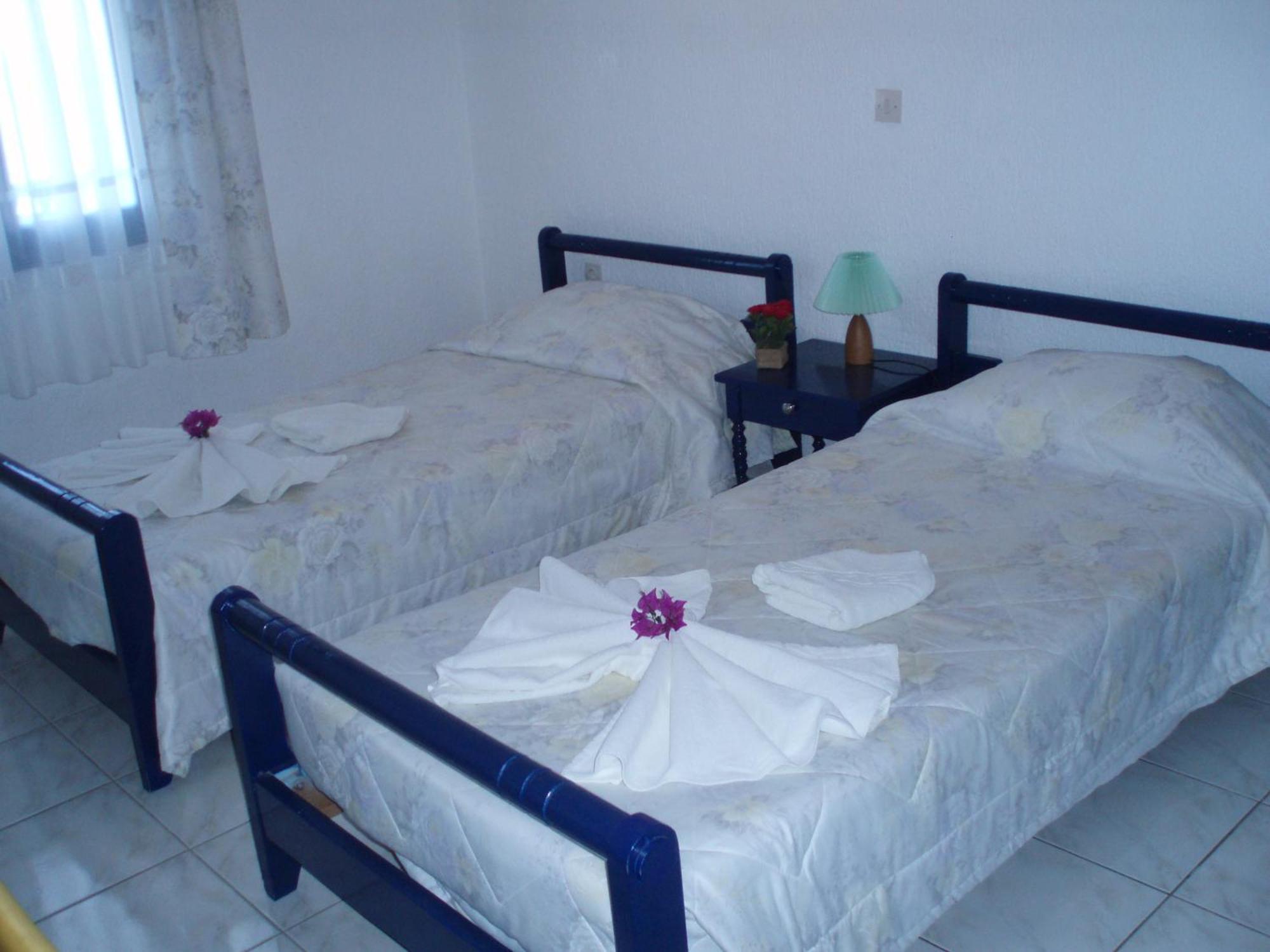 Residence Gerani Amoudara  Ngoại thất bức ảnh