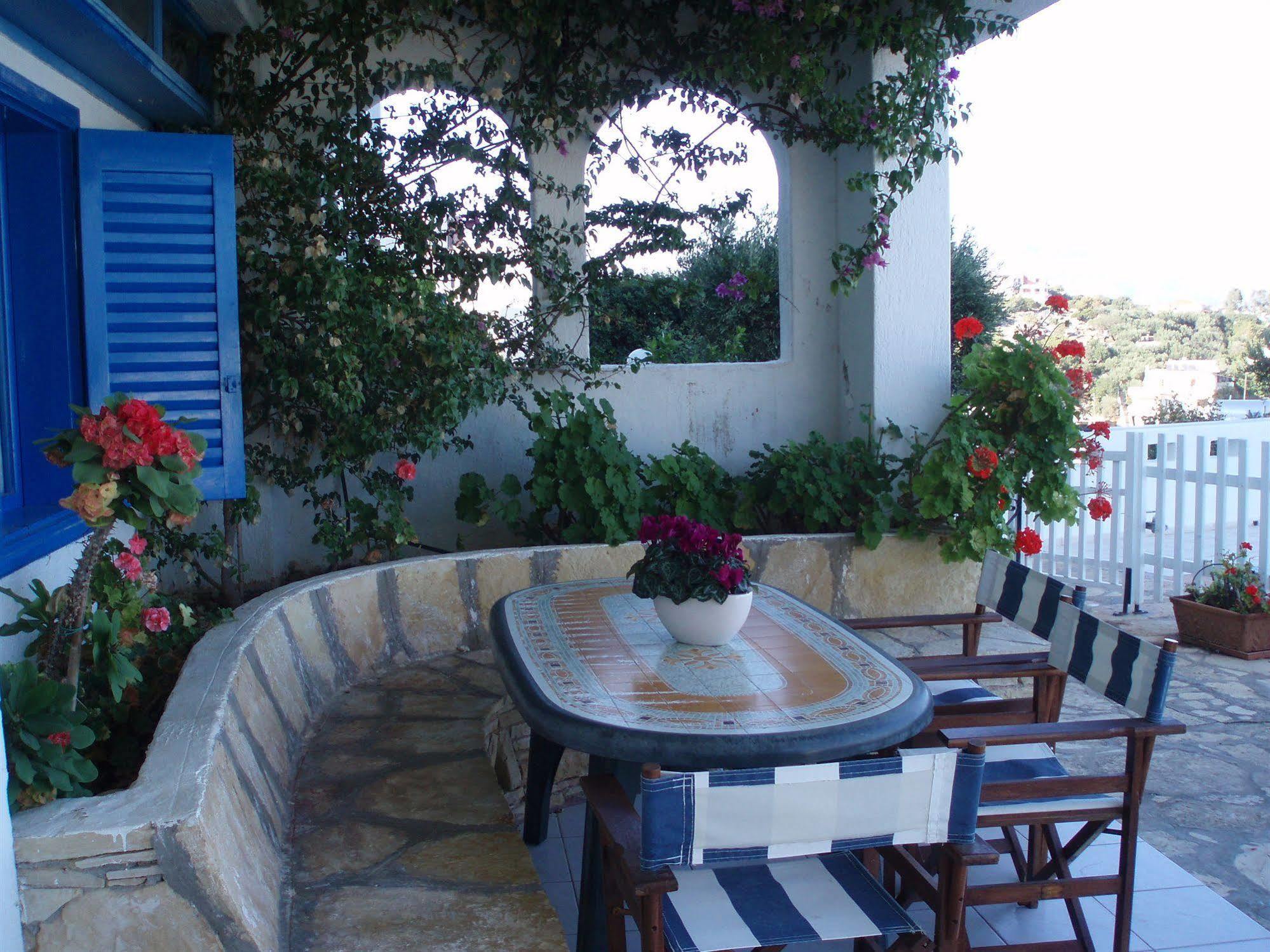 Residence Gerani Amoudara  Ngoại thất bức ảnh